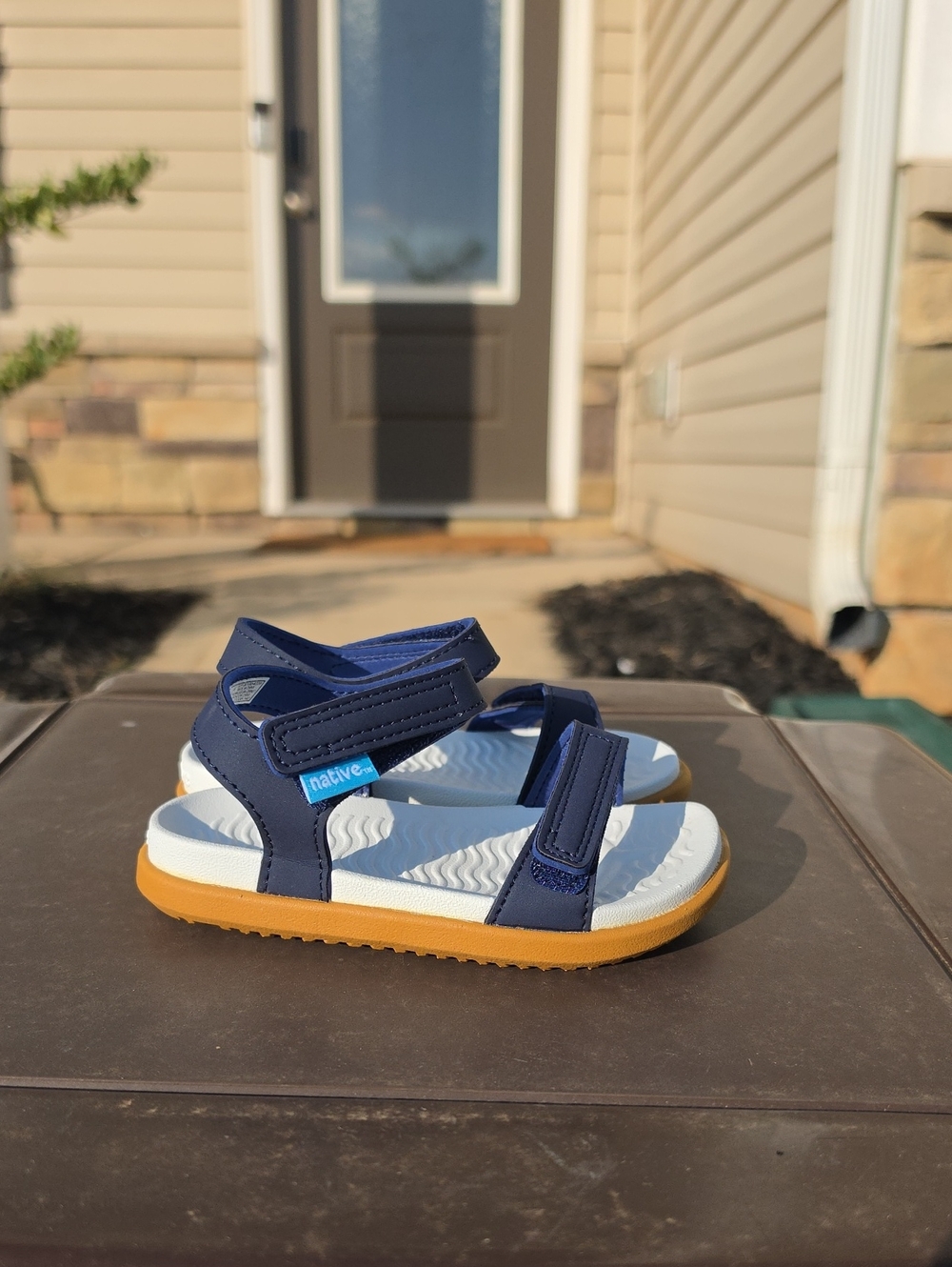 Native Shoes Kids Charley Sandal Sz c7 Blue/White Waterproof Vegan Cruelty Free